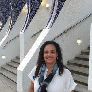 Meet your Posher, Ellen